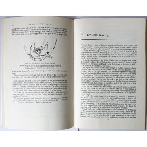 The Book of the Suzuki - John Thorpe 05.jpg